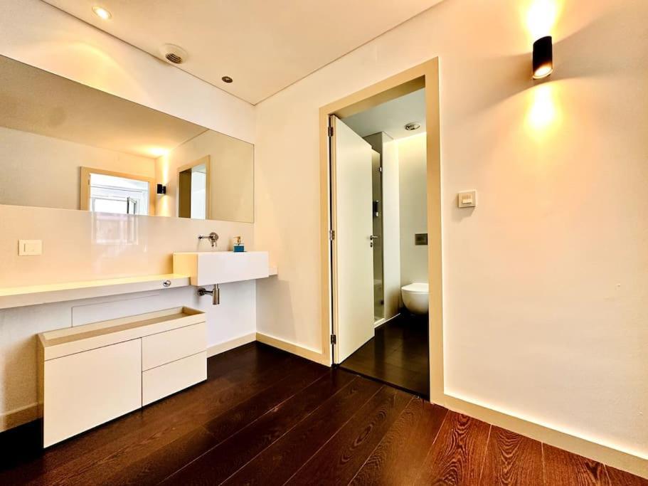 Marina Expo Apartment Лиссабон Экстерьер фото